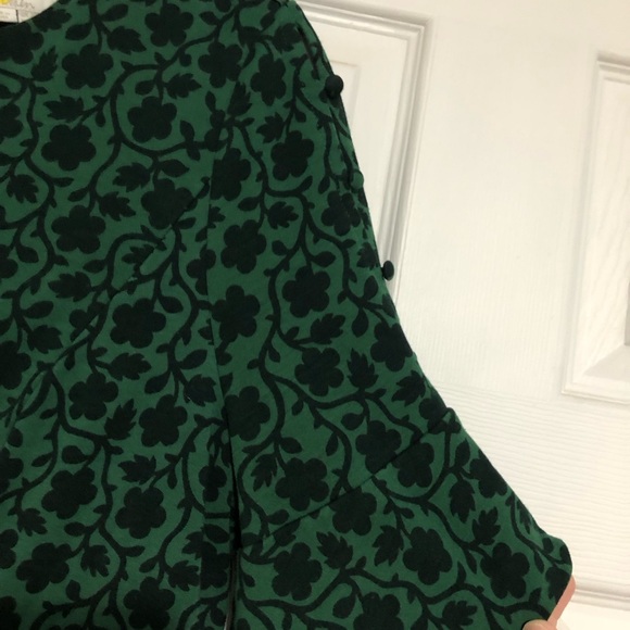 Boden Alexis Jersey dress with green enchanted vine and flowers fluted sleeve - Picture 13 of 15
